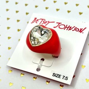Betsey Johnson ‘XOXO’ Heart Stone Red Ring NWT!